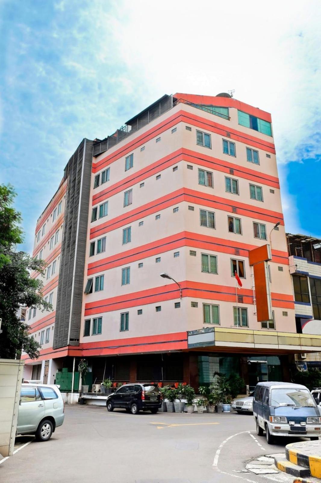 Plaza Hotel Harco Mangga Dua Jakarta Exterior foto