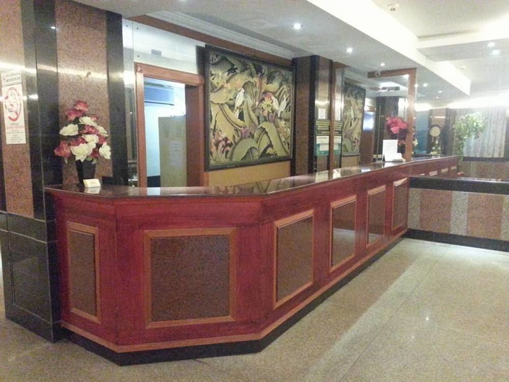 Plaza Hotel Harco Mangga Dua Jakarta Exterior foto