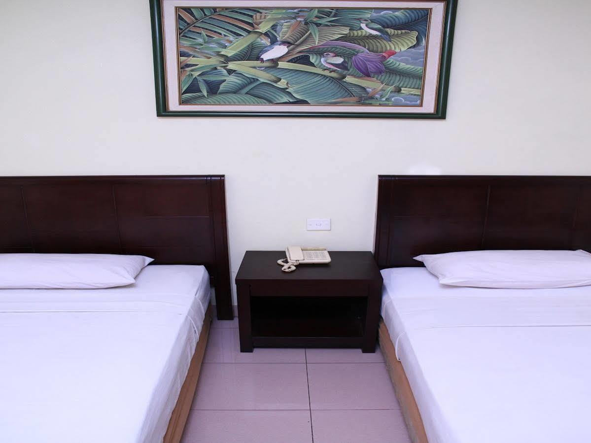 Plaza Hotel Harco Mangga Dua Jakarta Exterior foto